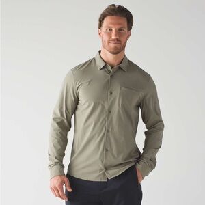 Lululemon off the chain button down
